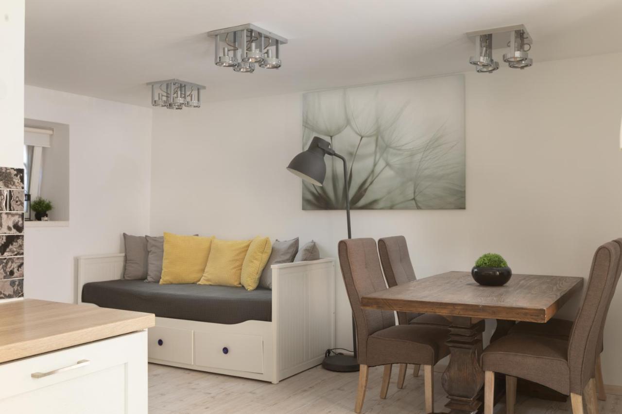 Apartment Coastal Villa Макарска Экстерьер фото