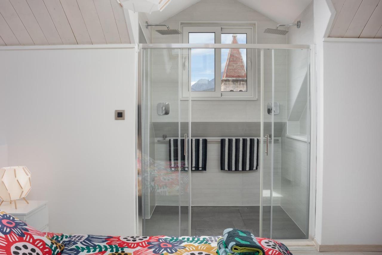 Apartment Coastal Villa Макарска Экстерьер фото