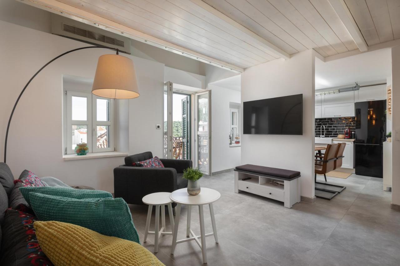 Apartment Coastal Villa Макарска Экстерьер фото