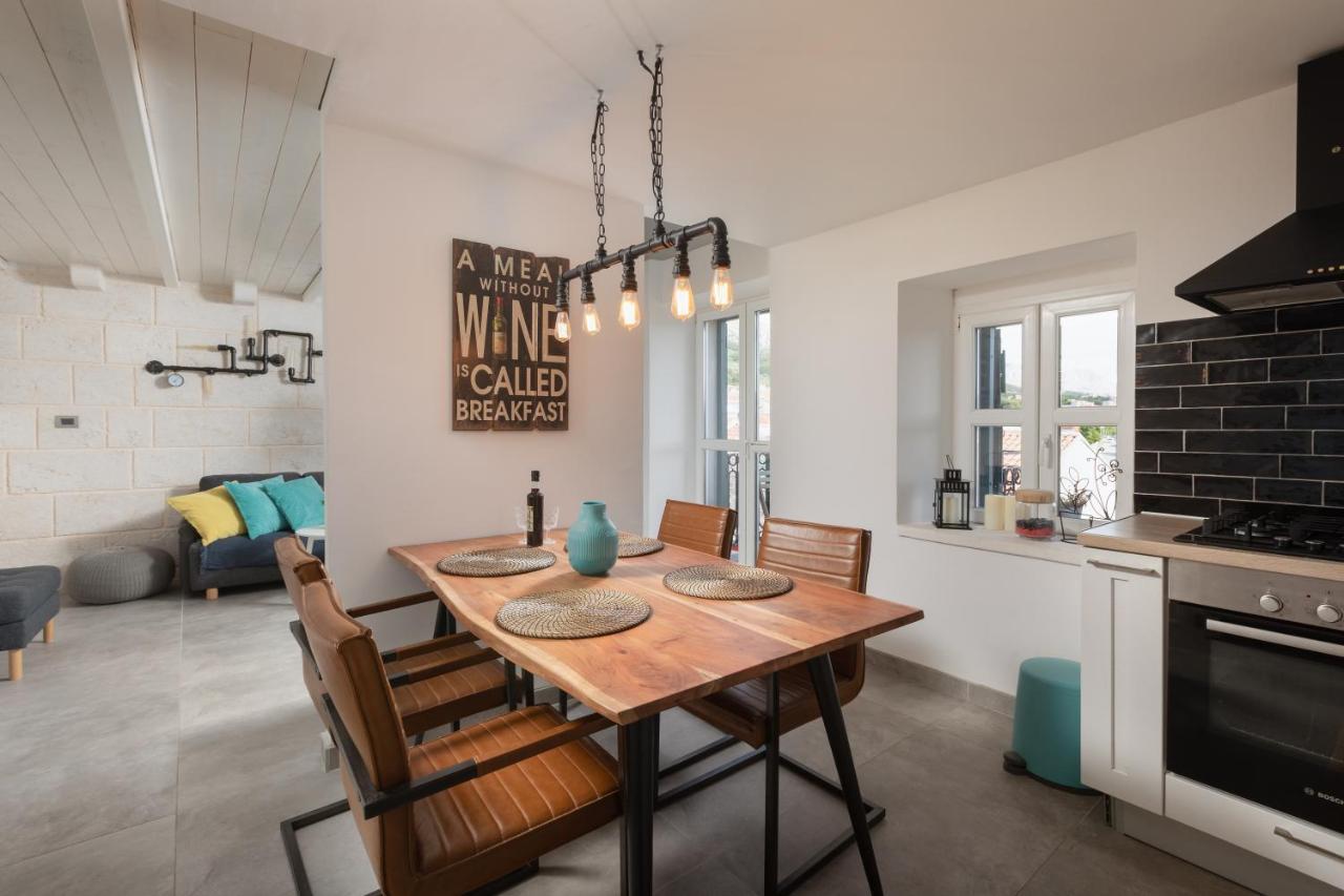 Apartment Coastal Villa Макарска Экстерьер фото